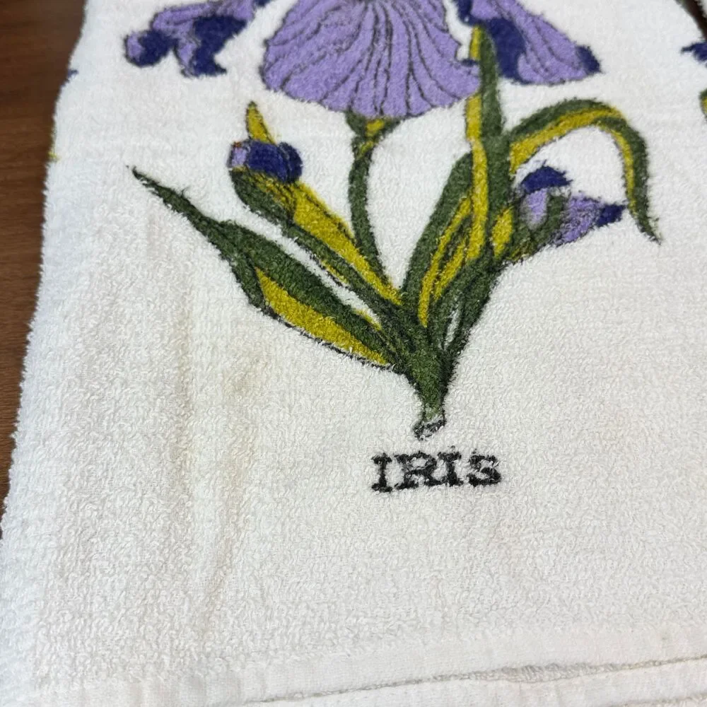 Vintage Iris Floral Towel Set White Purple Green Bathroom Decor Guest Hand